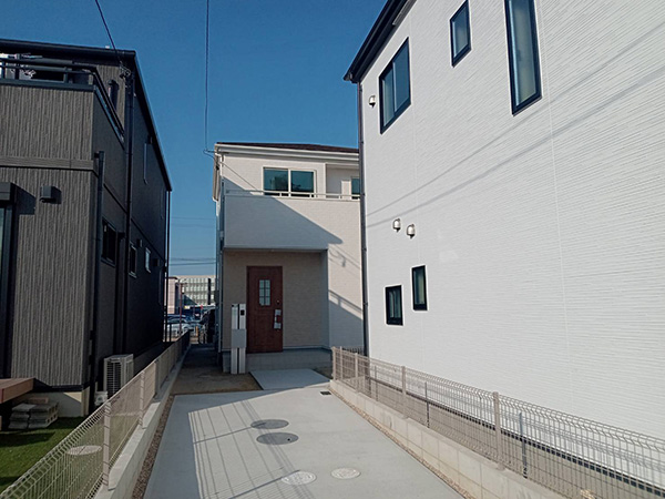 m̒萔̕sYЂ񂩂VzˌĂw܂